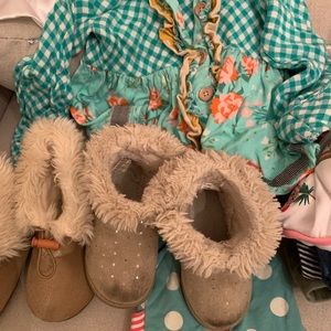 Outfit and shoe bundle